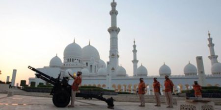 Penanda Berbuka dengan Tembakan Meriam