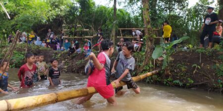 Dolanan sebagai Obat Penawar Kejenuhan Anak-Anak