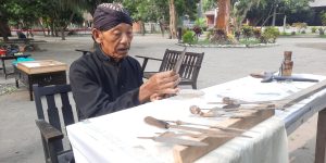 Ada 2 Pusaka Presiden Pertama RI di Kediri, Dijamasi pada Pengujung Syuro