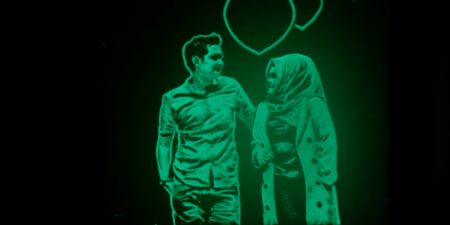 Menggoreskan Kenangan Indah dengan Ukiran Grafir Kaca